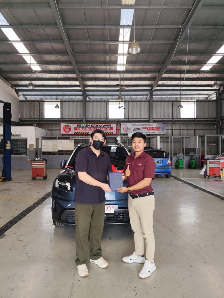 SERAH TERIMA AION V LUXURY GALAXY BLUE DI DEALER AION CIMAHI BANDUNG